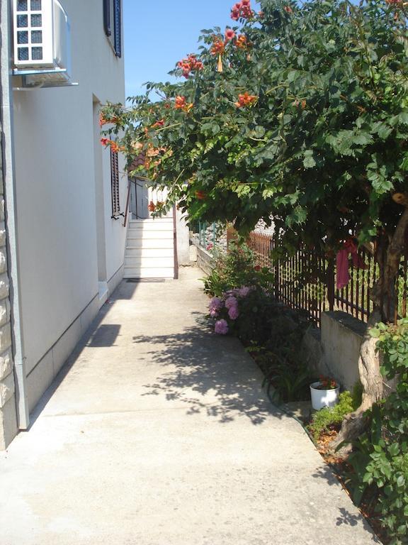 Apartments Dalmacija Rogoznica  Rum bild
